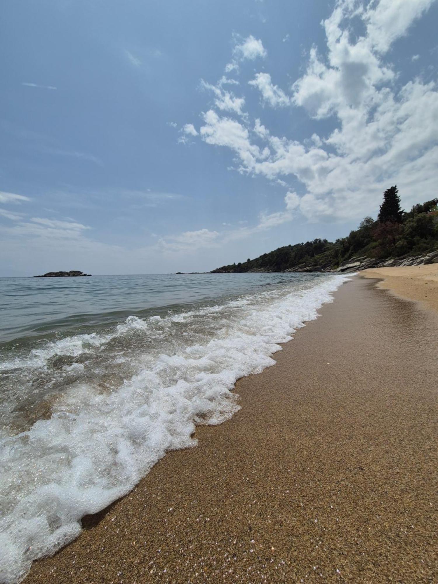 Beach Apartment Палеон-Цифликион Экстерьер фото